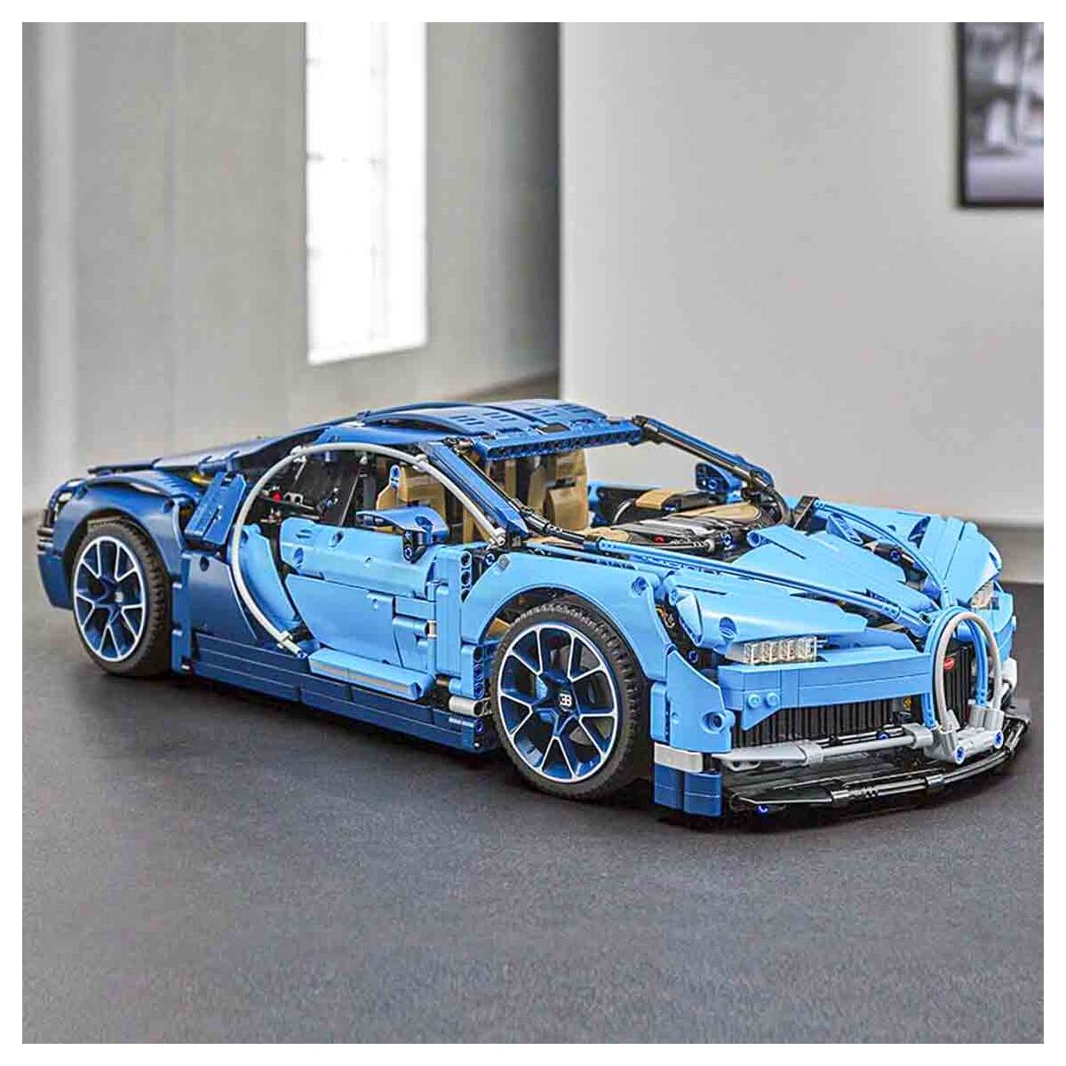Lego Technic: Bugatti Chiron Building Set Bugatti Chiron